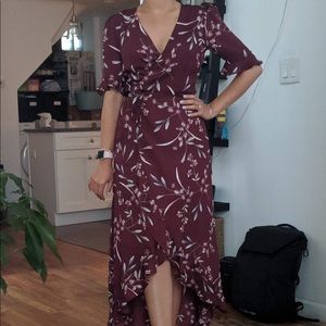 🍁Perfect for Fall!🍂 Lulu’s High-Low Wrap Dress